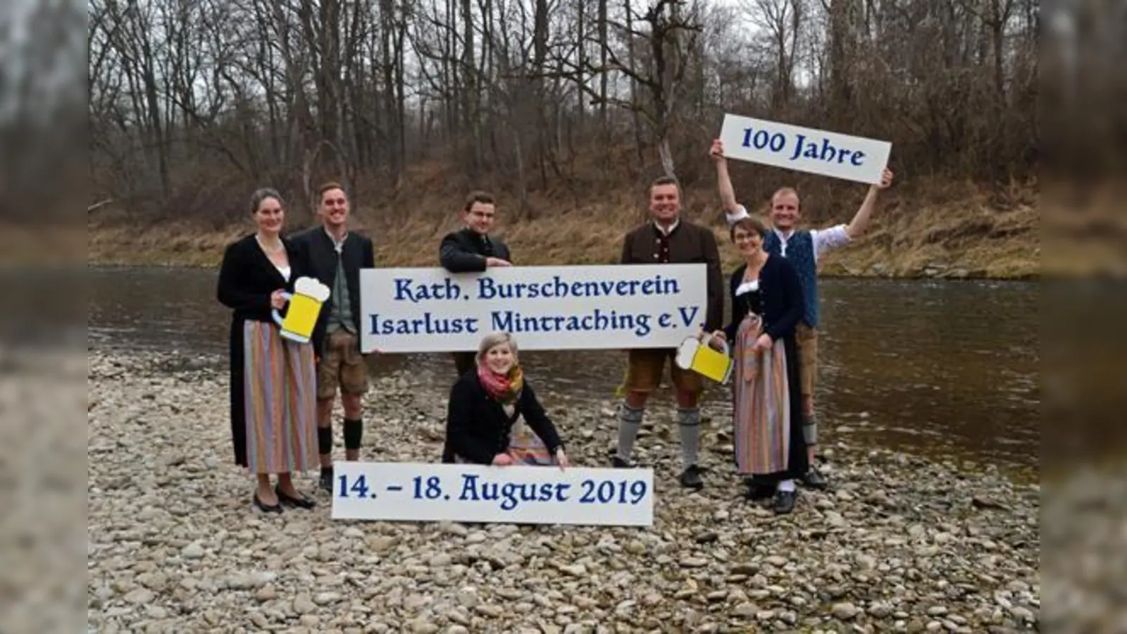 Festausschuss 100-Jähriges: von links: Brigitte Brandmeier, Christian Buschendorf, Sebsastian Bösl, Ramona Felsner, Bernhard Hippele, Stefanie Erl, Johannes Häuser.  (Foto: VA)