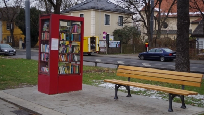 Neben Sitzbank und Bücherschrank am Laimer Anger soll nun ein Trinkbrunnen errichtet werden. (Foto: Beatrix Köber)