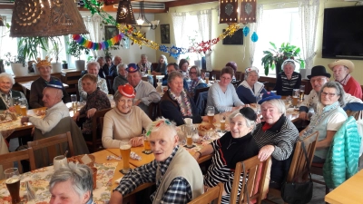 Zum Weißwurst-Frühschoppen des VdK Germering kamen zahlreiche Mitglieder im Kramerwirt zusammen. (Foto: VdK Germering)