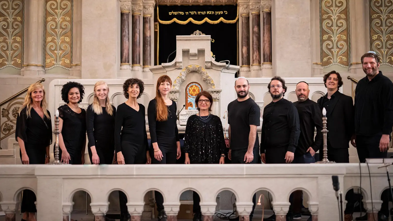 Gibt ein Chorkonzert in Mariä Himmelfahrt: das Synagogal Ensemble Berlin. (Foto: Synagogal Ensemble Berlin)