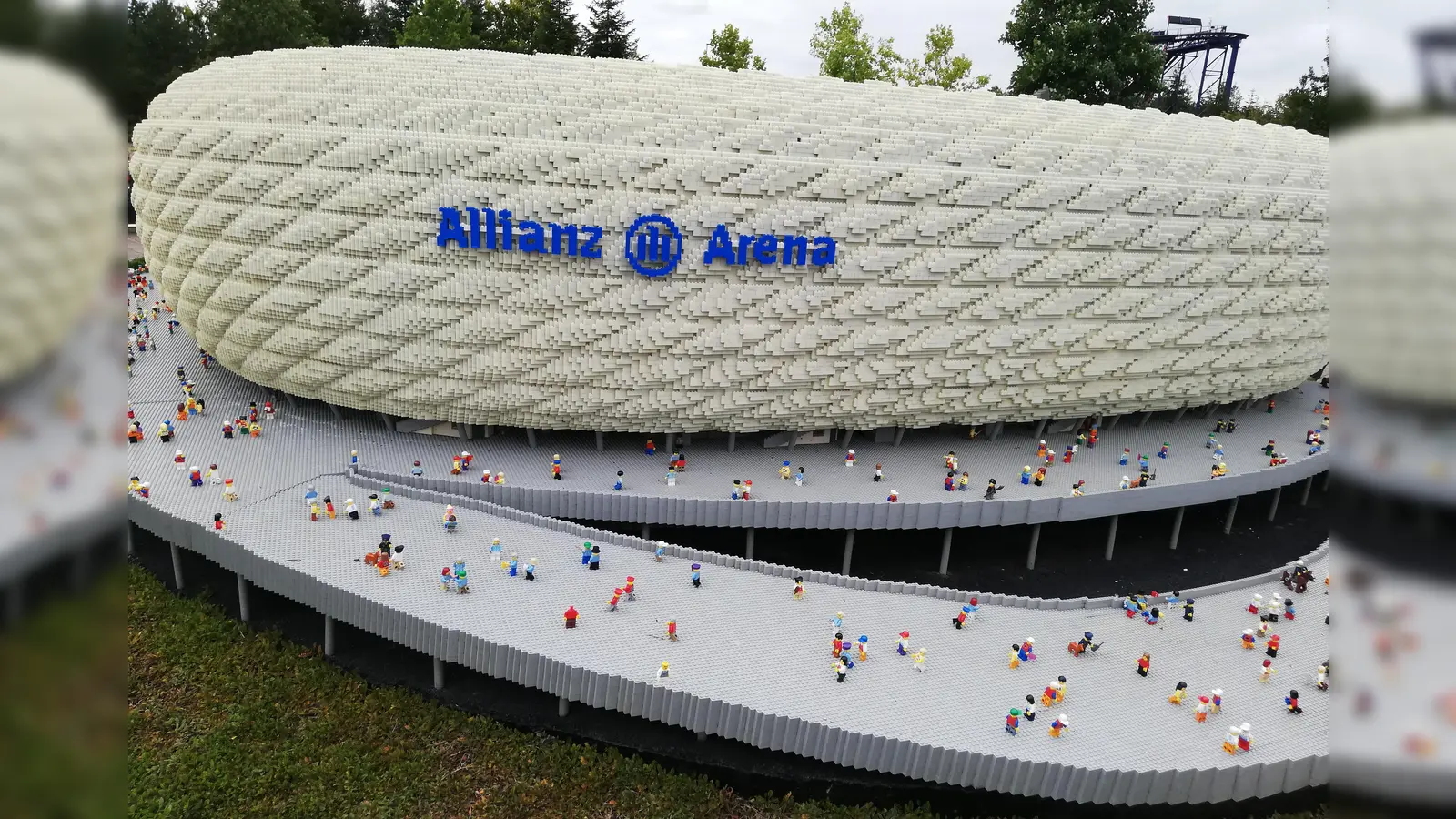 Von Allianz Arena bis Fantasyfiguren. Im Legoland gibt es allerlei zu bestaunen. (Foto: chö)