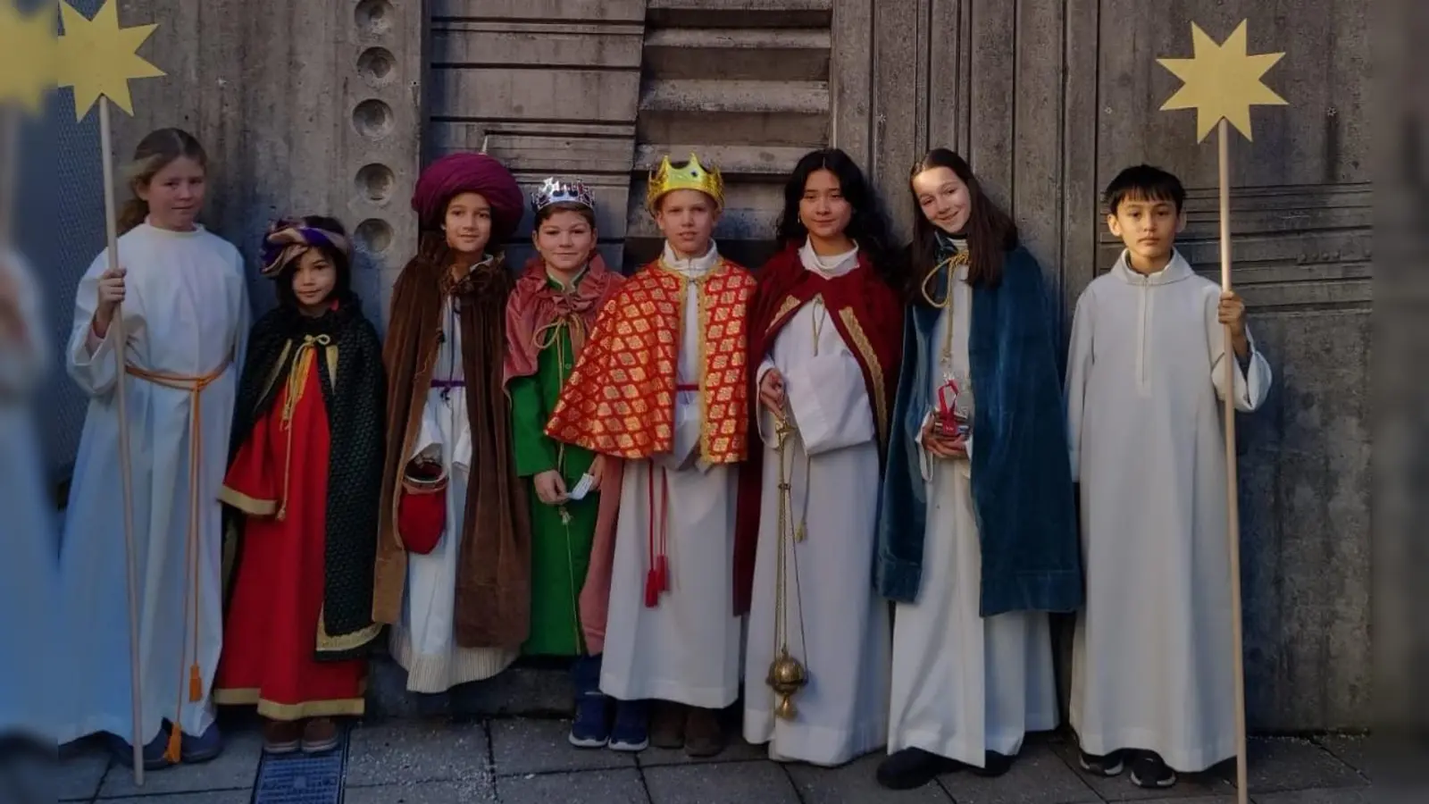 Die Sternsinger von Herz Jesu besuchten rund dreißig Haushalte in der Nachbarschaft. (Foto: Herz Jesu)