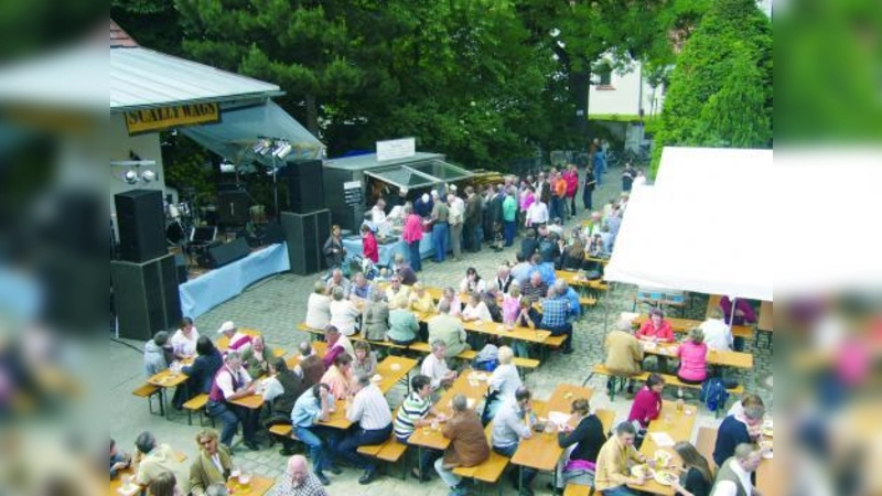 Gut besucht war das Burschenfest auf dem Fenzl-Hof. (Foto: pi)