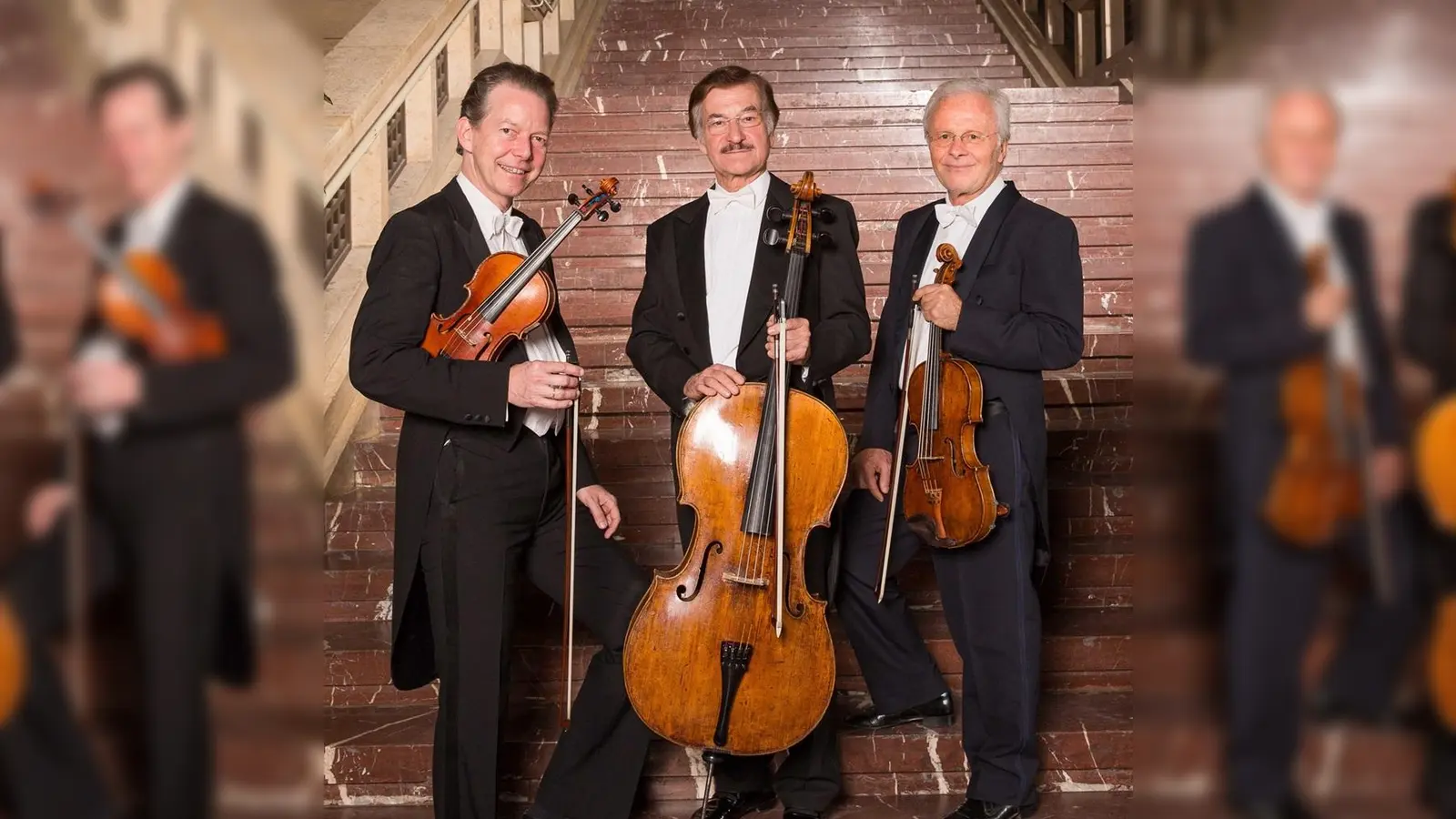 Freuen sich auf das Schlosskonzert (v.l.): Ingolf Turban, Reiner Ginzel und Jürgen Weber. (Foto: Holzinger+Scharfenberg)