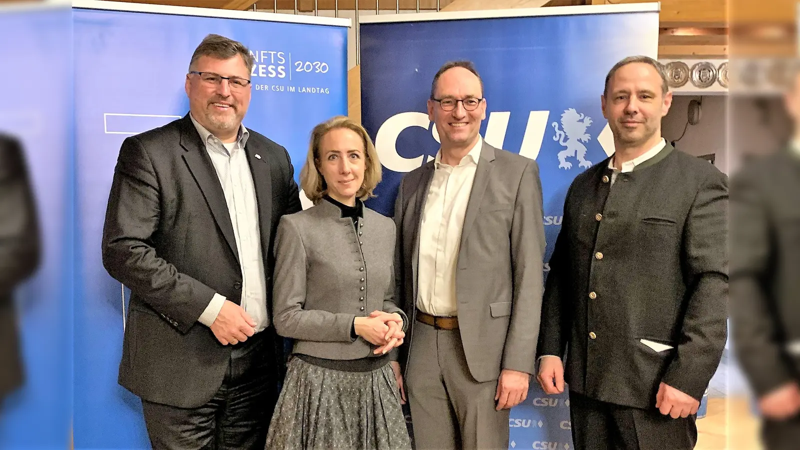 Die Nominierten (von li) Landrat Stefan Löwl, Stephanie Burgmaier, Bernhard Seidenath MdL und Christian Hartmann (von li). (Foto: CSU)