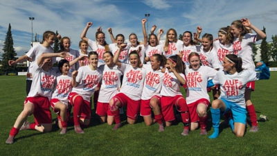 Die erfolgreichste Fußballmannschaft des TSV Gilching-Argelsried: Vergangene Saison meisterten die B-Juniorinnen den Aufstieg in die Bayernliga. (Foto: Florian Gareis)