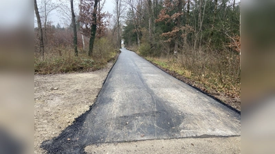 Die Radverbindung von Gräfelfing nach Freiham ist inzwischen durchgehend asphaltiert.  (Foto: Martin Feldner)