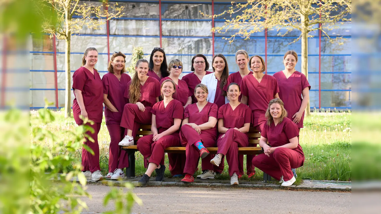 Ein eingespieltes Team: Die Hebammen der Frauenklinik.  (Foto: Helios)