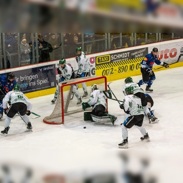 Unlängst gewannen die Erding Gladiators mit 4:1 beim HC Landsberg. Dabei zeigte Gladiators Torhüter Leon Meder eine starke Leistung. (Foto: Erding Gladiators)