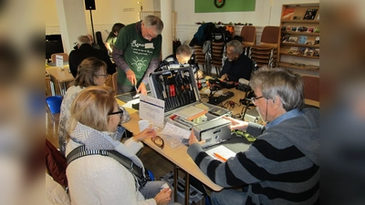 Zusammen reparieren: Am 25. Januar findet in der Freien evangelischen Gemeinde ein RepairCafé statt. (Foto: Freie evangelische Gemeinde )