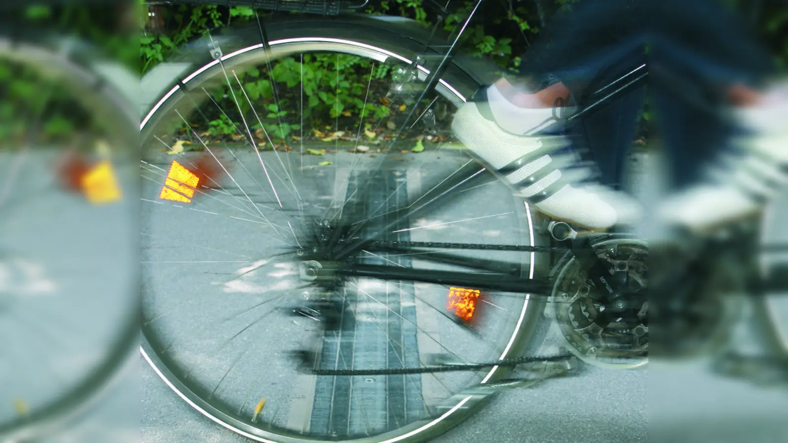 Auch Fahrradfahrer müssen sich an die Verkehrsregeln halten. (Symbolbild: job)