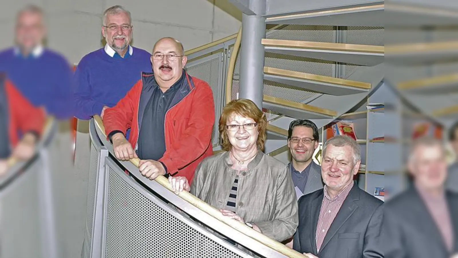 Für die gute Sache (v. l.): Brgm. Helmut Dworzak und Hans Schmidt, Monika Modrow-Lange, Andreas Tontsch und Klaus Berentz.   (Foto: Kohnke)