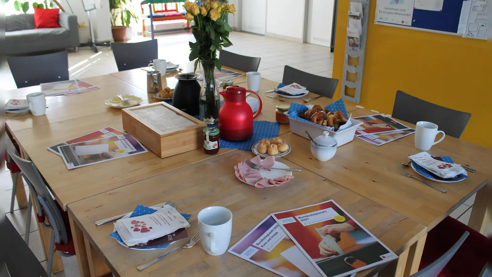 Auch zur Bundestagswahl 2021 gab es Wahltagcafés, hier im Nachbarschaftstreff Ramersdorf-Süd. (Foto: Hannah Suttner)