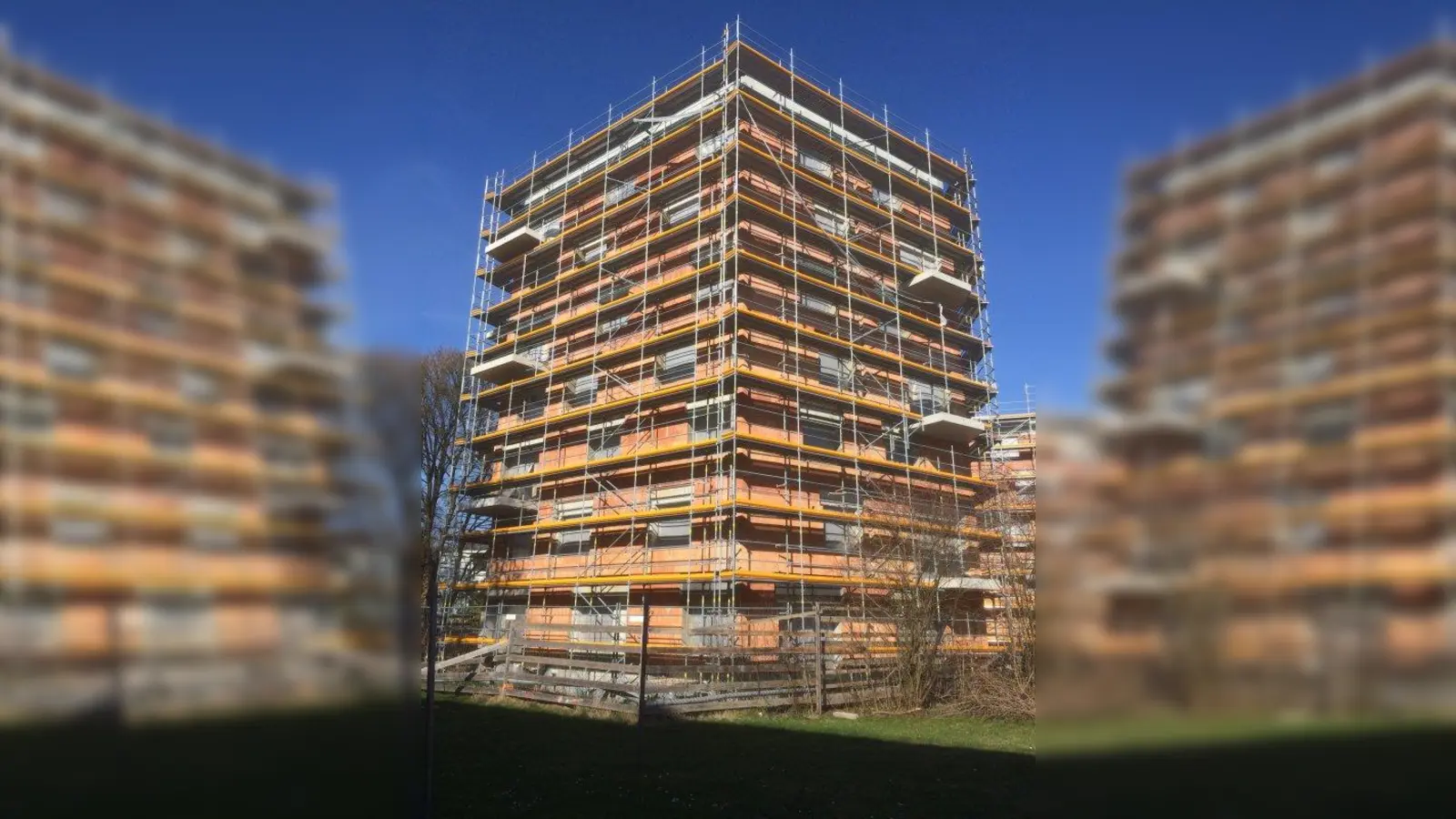 Noch nicht ganz fertig, aber man kann sich schon einigermaßen vorstellen, wie das Mehrgenerationenhaus später aussehen wird. (Foto: EFG)