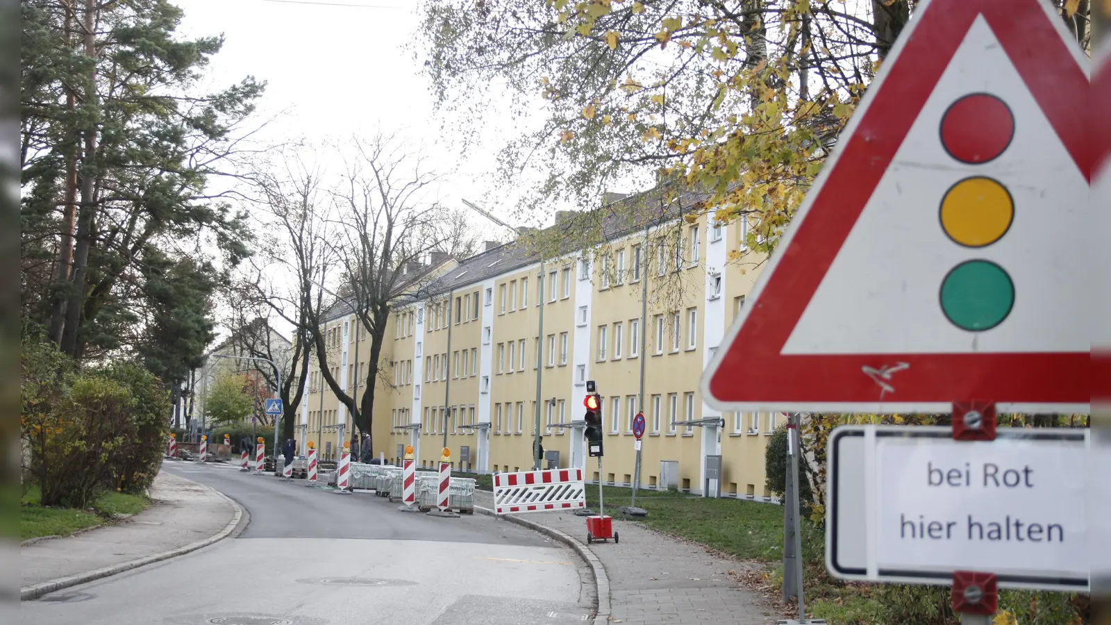 Die Anwohner freut&#39;s: Baustelle und Ampelregelung haben den Verkehr in der Kristallstraße spürbar reduziert. (Foto: tab)