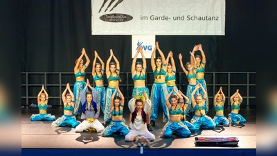 Ihr Showtanz mit Hebefiguren und beeindruckender Choreografie brachte den Kindern vom Schleißheimer Narrenrat den ersten Preis beim Ranglistenturnier. (Foto: SNR)