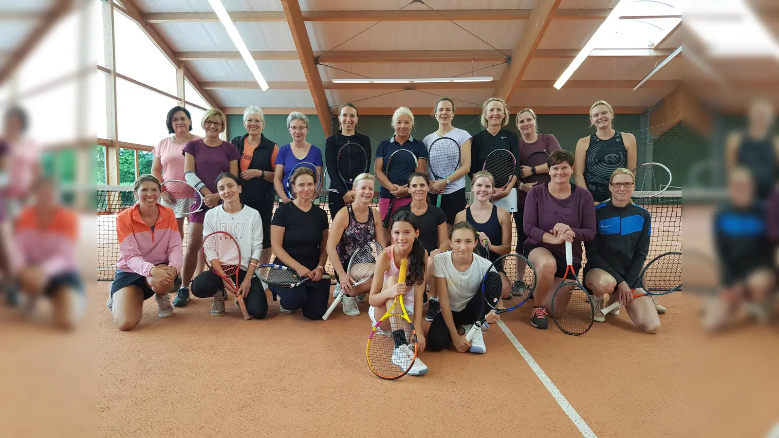 Insgesamt 20 Frauen und Mädchen haben am diesjährigen Champagnerturnier teilgenommen. (Foto: TSV Gilching-Argelsried e.V. )