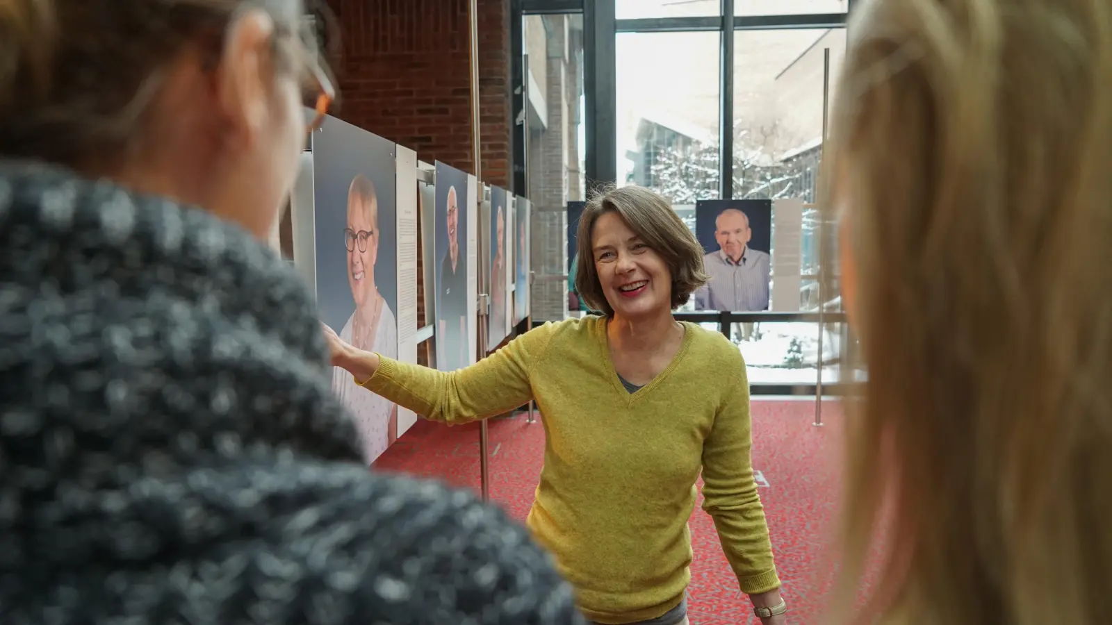 Ruth Lobenhofer gibt im Kulturzentrum Gasteig Führungen in Leichter Sprache. (Foto: Gasteig München GmbH/Andreas Merz)