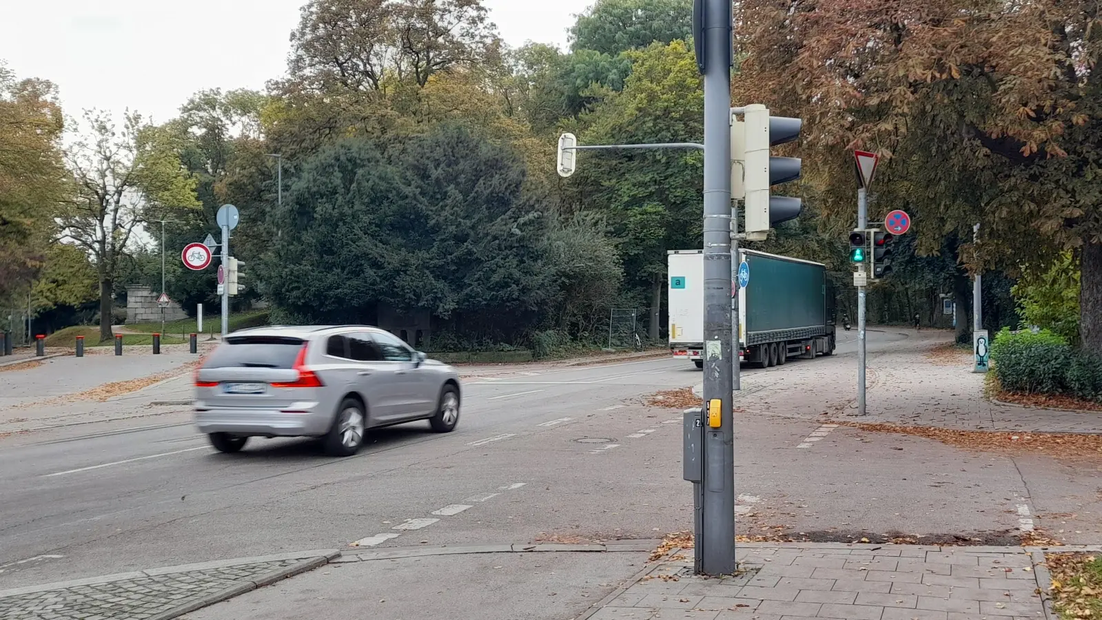 Laut Mobilitätsreferat liegt die Lärmbelästigung auf der Theresienhöhe trotz des Lieferverkehrs im zumutbaren Bereich für die Anwohner.  (Foto: Beatrix Köber)