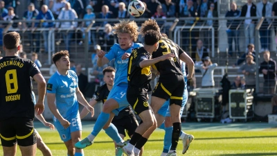 Intensiver Abstiegskampf: TSV 1860 München gegen Borussia Dortmund II. (Foto: Anne Wild)