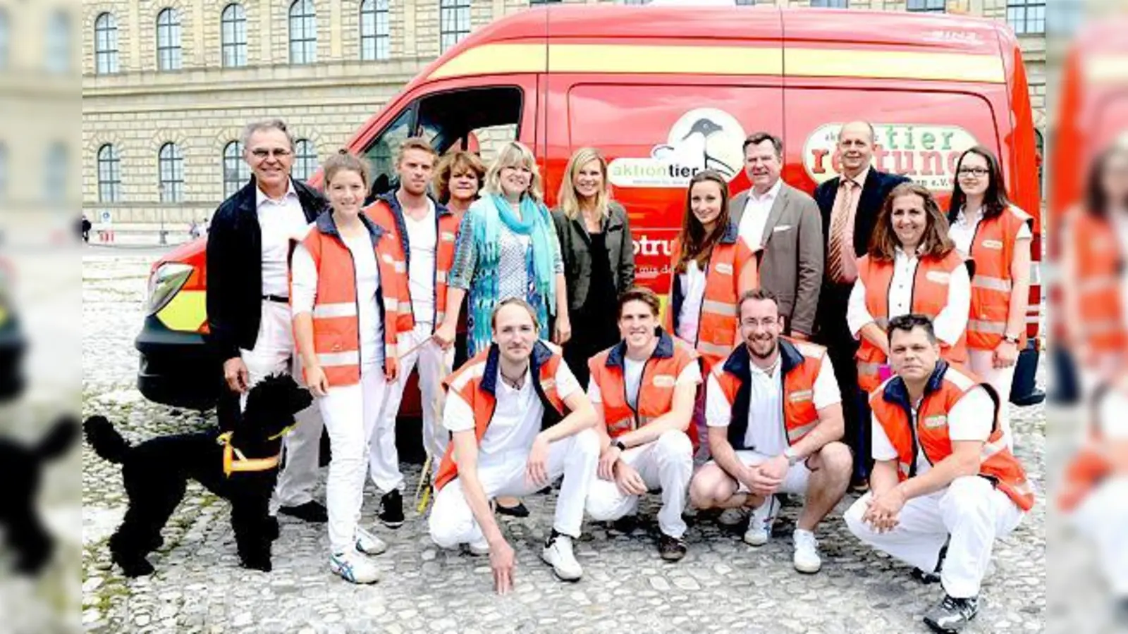 Anfang August präsentierte die Tierrettung »Finett« (Foto oben) der Öffentlichkeit.	 	 (Foto: © Schneider-Press/Frank Rollitz)