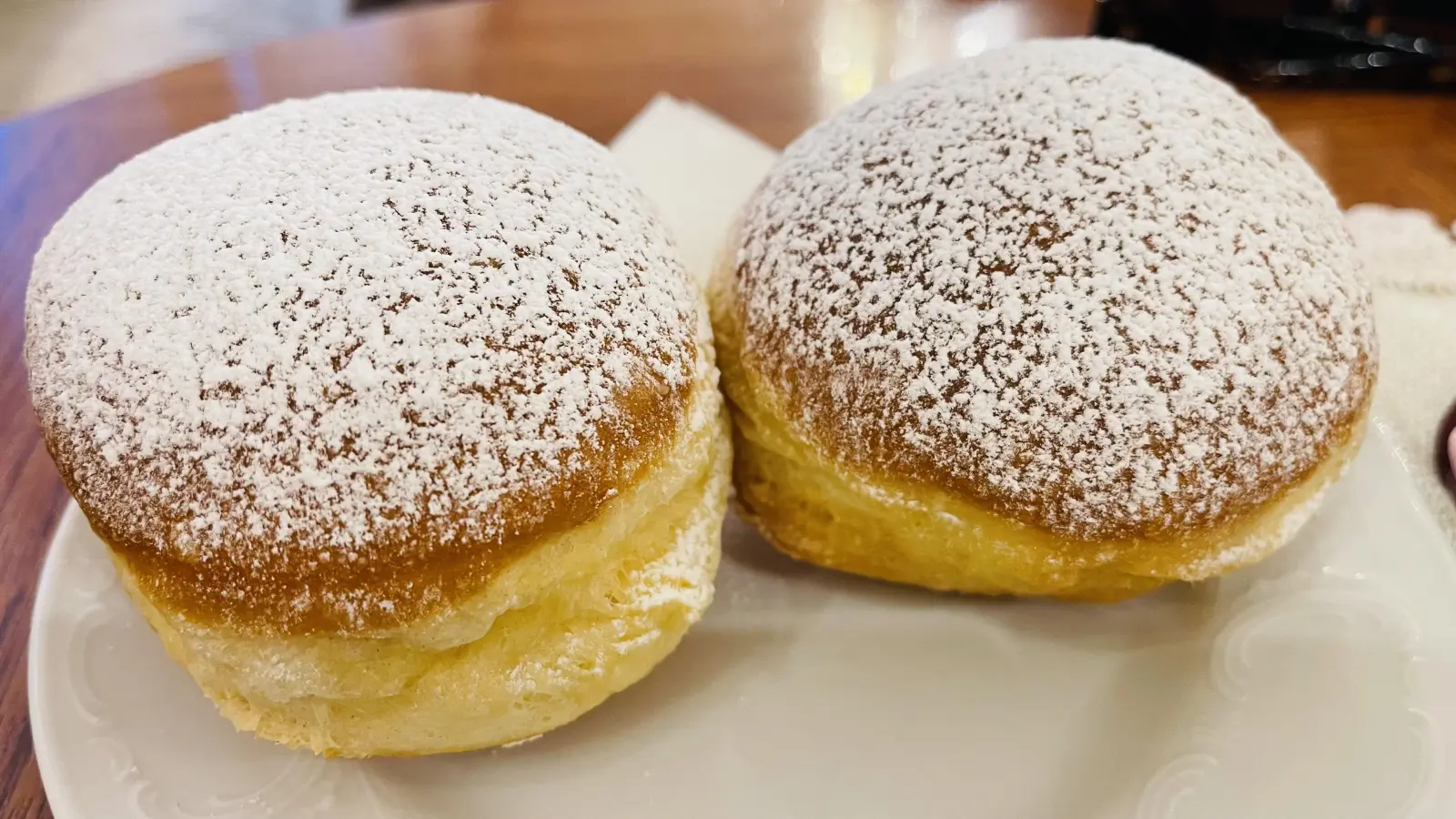 Im Eintrittspreis sind auch Krapfen enthalten. (Foto: hw)