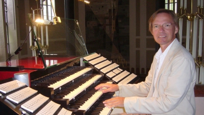 Armin Becker hat Kompositionen ausgewählt, die sich auf franzöische Kirchen beziehen. (Foto: Becker)