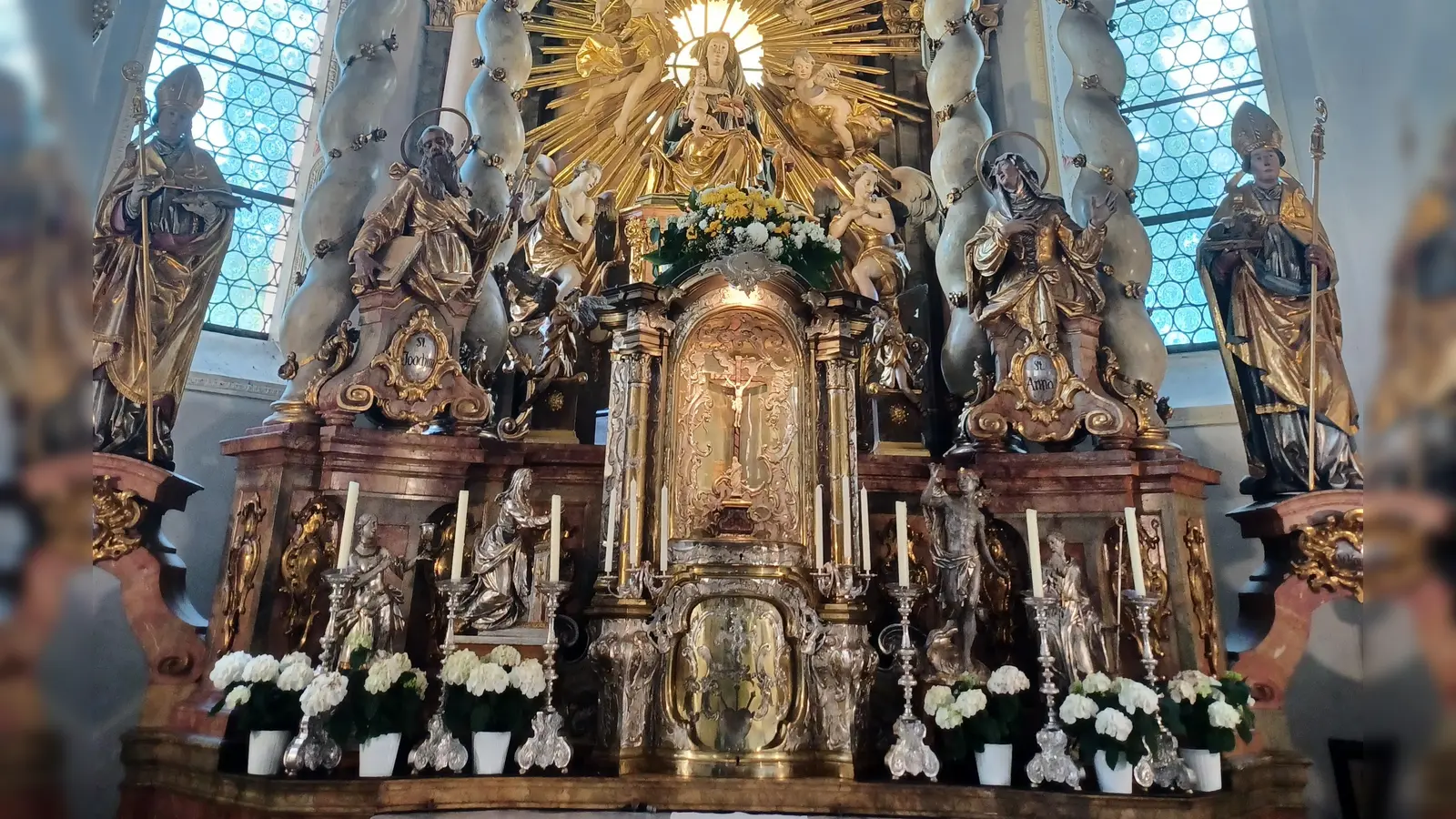 St. Maria Thalkirchen will den Hochaltar sanieren. (Foto: Gem)