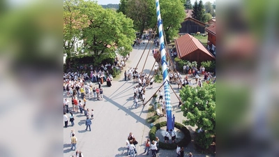 In Dürrnhaar wird am 29. April der Maibaum aufgestellt. Alle sind herzlich eingeladen. 	 (Foto: VA Dürrnhaar)