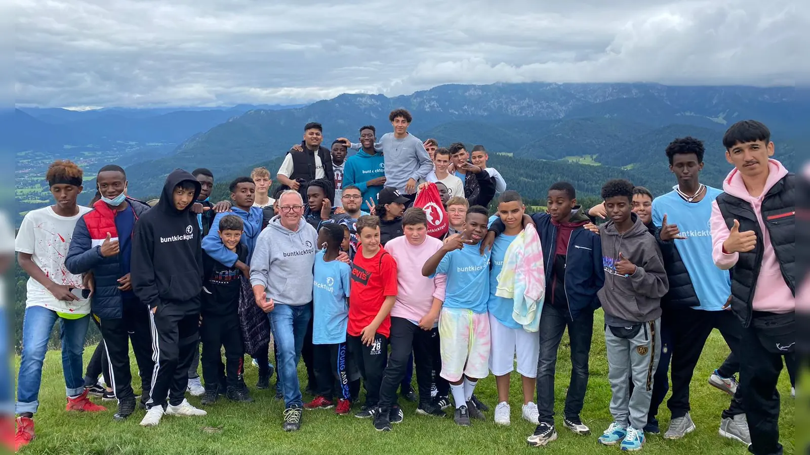 So wie im letzten Jahr möchte das Projekt buntkicktgut Kindern auch heuer wieder die Teilnahme am Sommercamp in Graz ermöglichen.  (Foto: buntkicktgut)