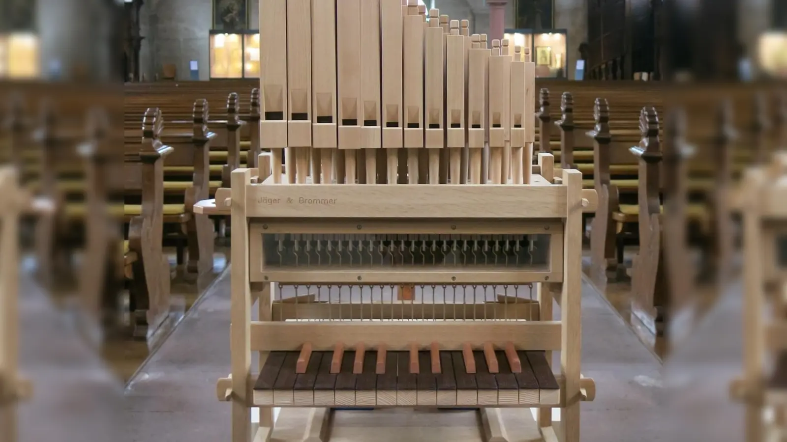 Kinderspiel? Das können die Mädchen und Buben selbst entscheiden, wenn sie die Orgel zusammengebaut haben. (Foto: www.orgelbausatz.de)