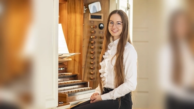 Mit der Organistin Laura Schlappa startet die „Orgelmatinée zur Marktzeit”. (Foto: privat)