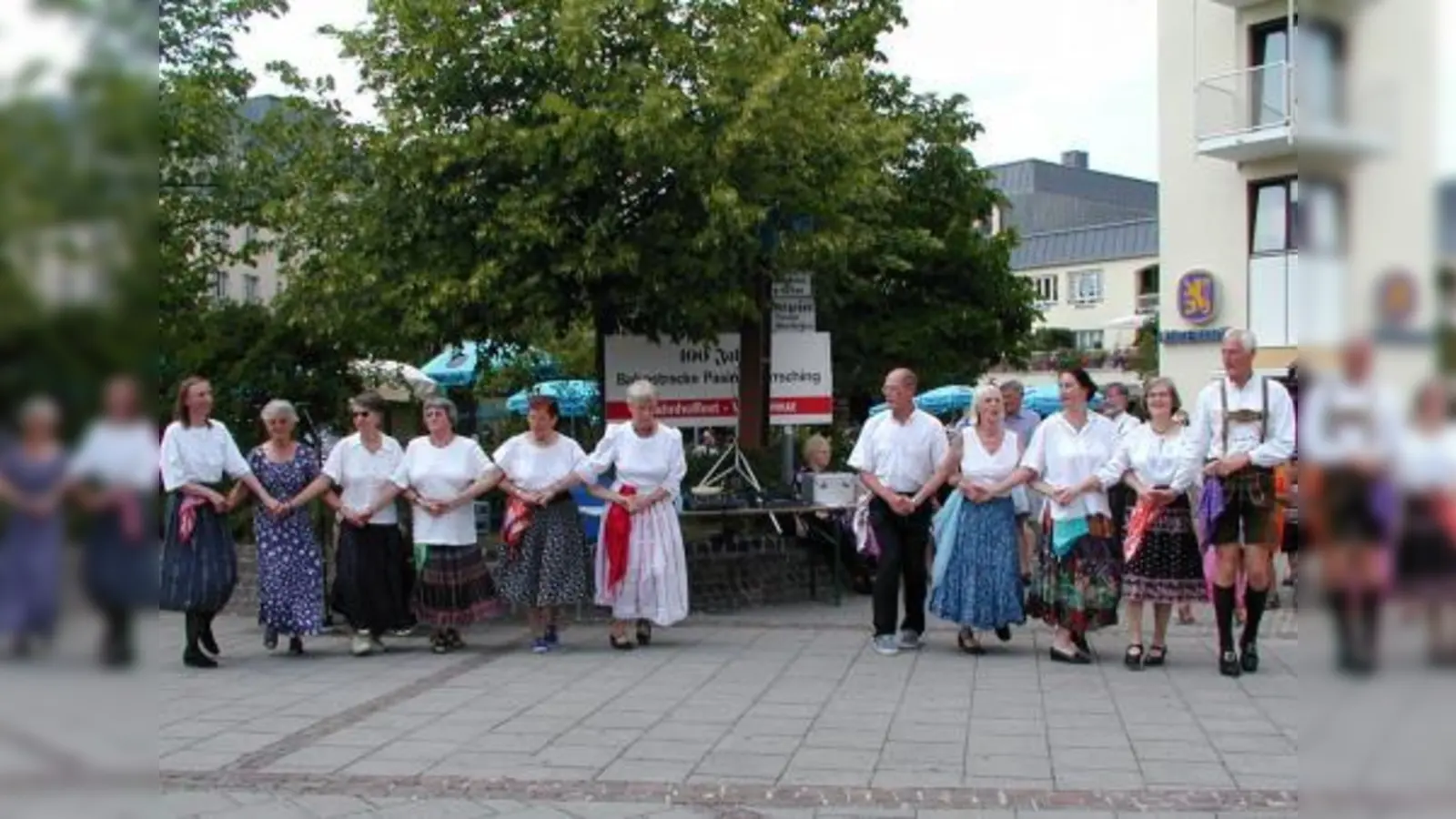 Zum Zuschauen und Mitmachen gibt es verschiedene Tanzangebote durch die Interessen-Vereinigung Westkreuz vor und im Bürgersaal am Westkreuz an der Friedrichshafener Straße. (Foto: pi)