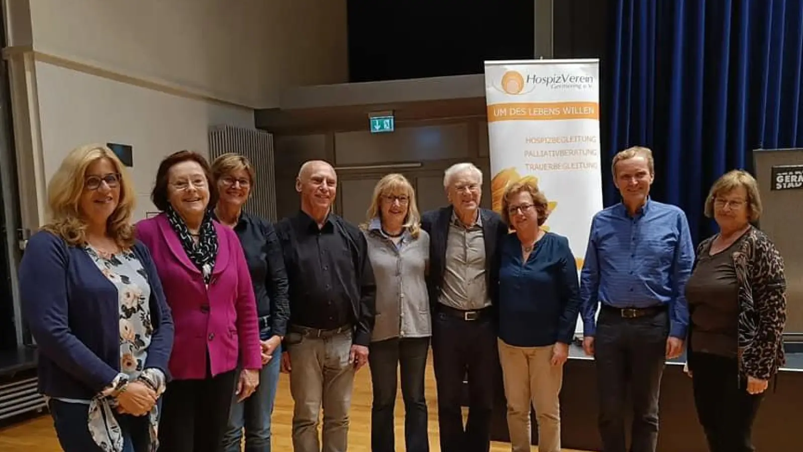 Der neue Vorstand des HospizVereins Germering. Der gemeinnützige Verein bietet kostenlose Hospiz- und Trauerbegleitung sowie palliative Beratung an.  (Foto: HospizVerein Germering)