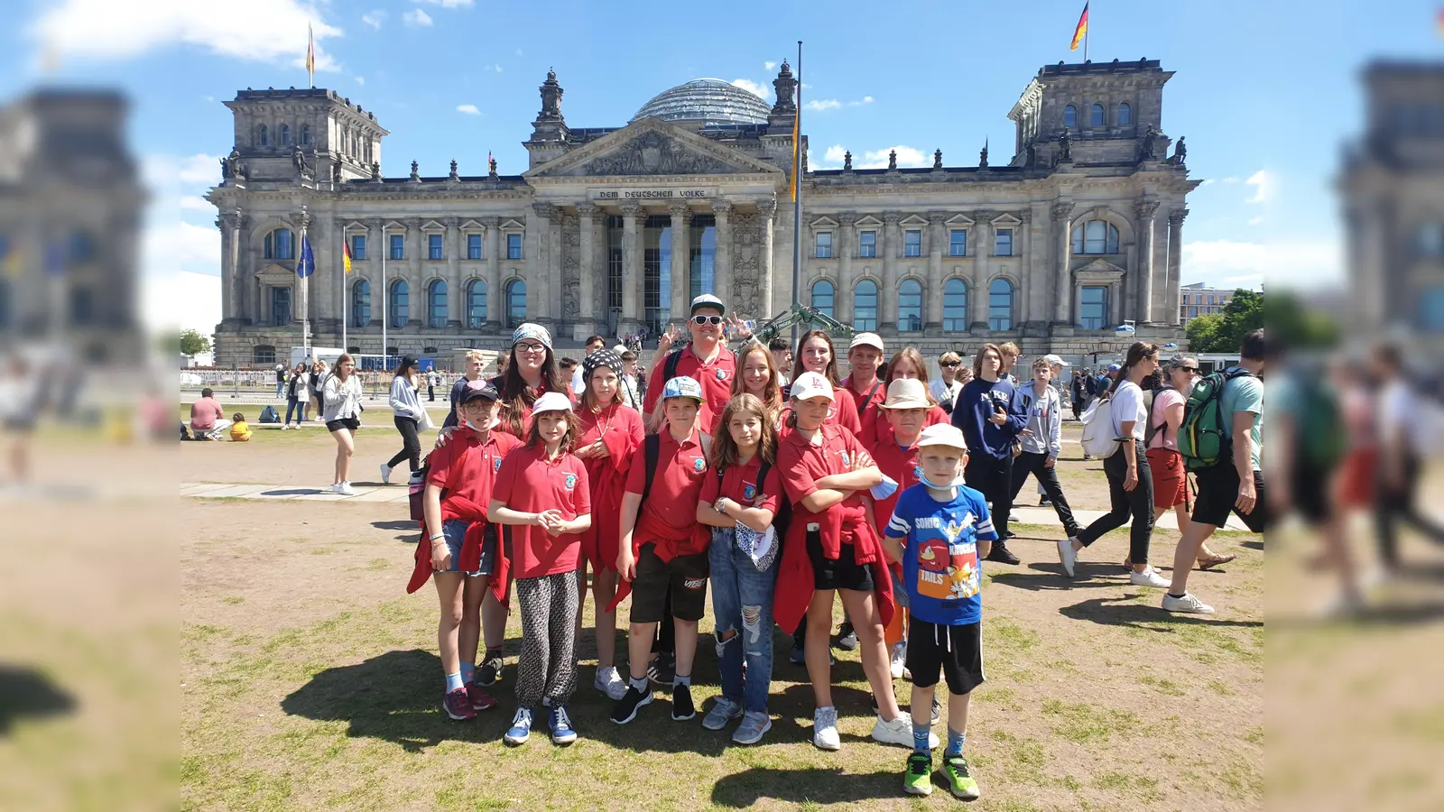 15 Kinder und Jugendliche vom Jugendrotkreuz Peißenberg begaben sich in Berlin auf Erkundungstour. Anschließend nahmen sie am Kidscamp des Deutschen Jugendrotkreuzes am Wannsee teil.  (Foto: JRK/Daniel Illich)