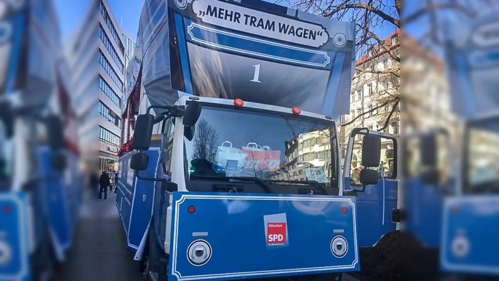 Im Münchner Blau macht die SPD Werbung für den Trambahnausbau in der Stadt.	 (Foto: VA)