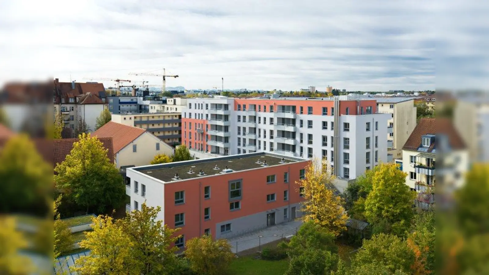 Die Wohnhäuser an der Karwendelstraße. (Foto: Ingrid Scheffler)