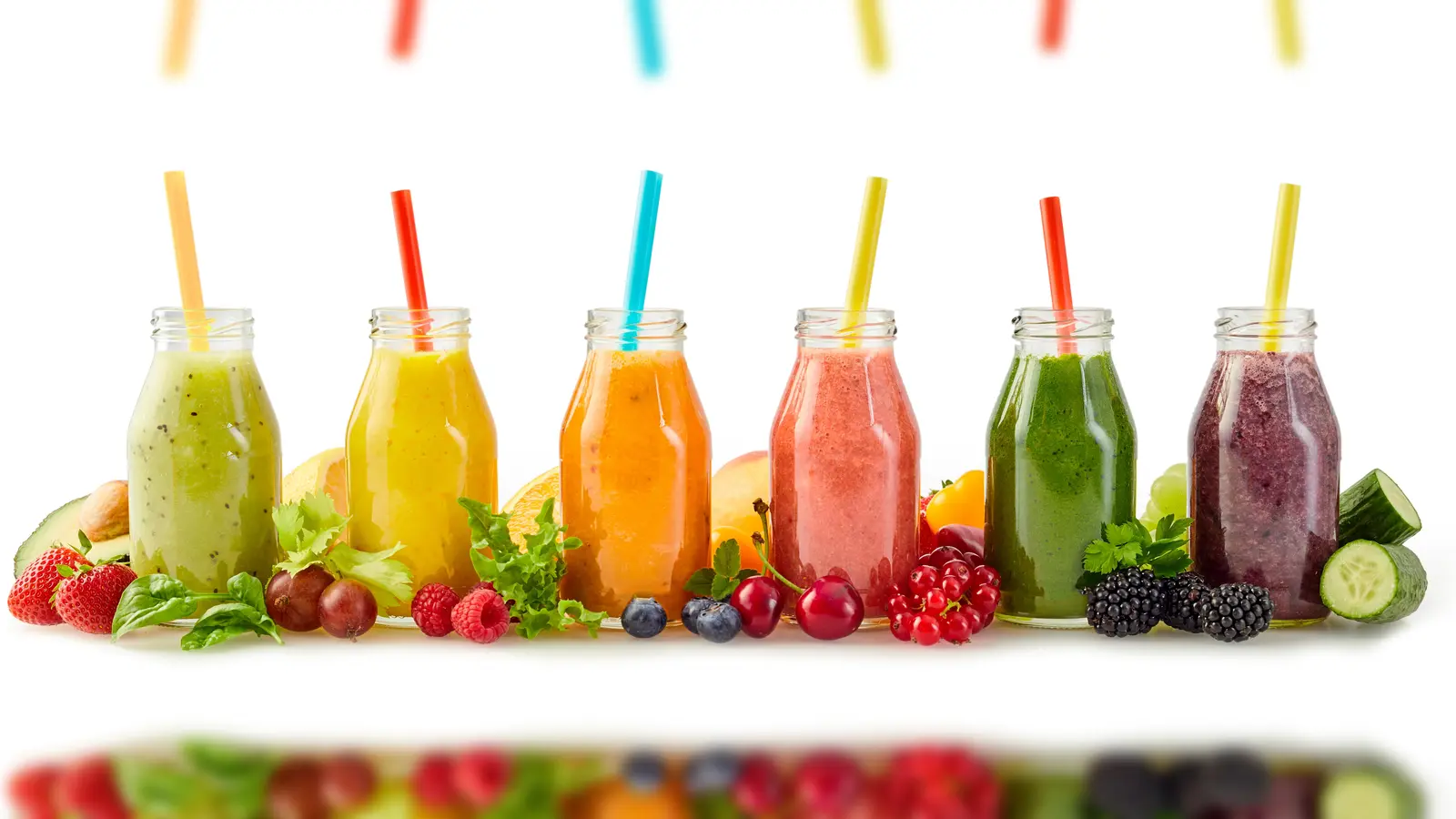 Bunte Smoothies aus Obst und Gemüse.<br> (Foto: Shutterstock / stockcreations)