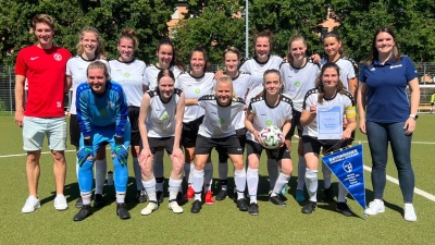 Der SC Amicitia hat seit 20 Jahren einen Frauenfußballmannschaft. Zum Jubiläum haben die Damen den größten Erfolg eingefahren: Sie sind Meisterinnen der Landesliga Süd. (Foto: SC Amicitia)