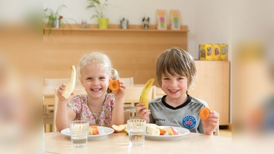 In vielen Kitas und Kinderkrippen in Bayern gab es Anfang Mai besondere Aktionen zum Thema Ernährung. (Foto: Tobias Hase / StMELF)