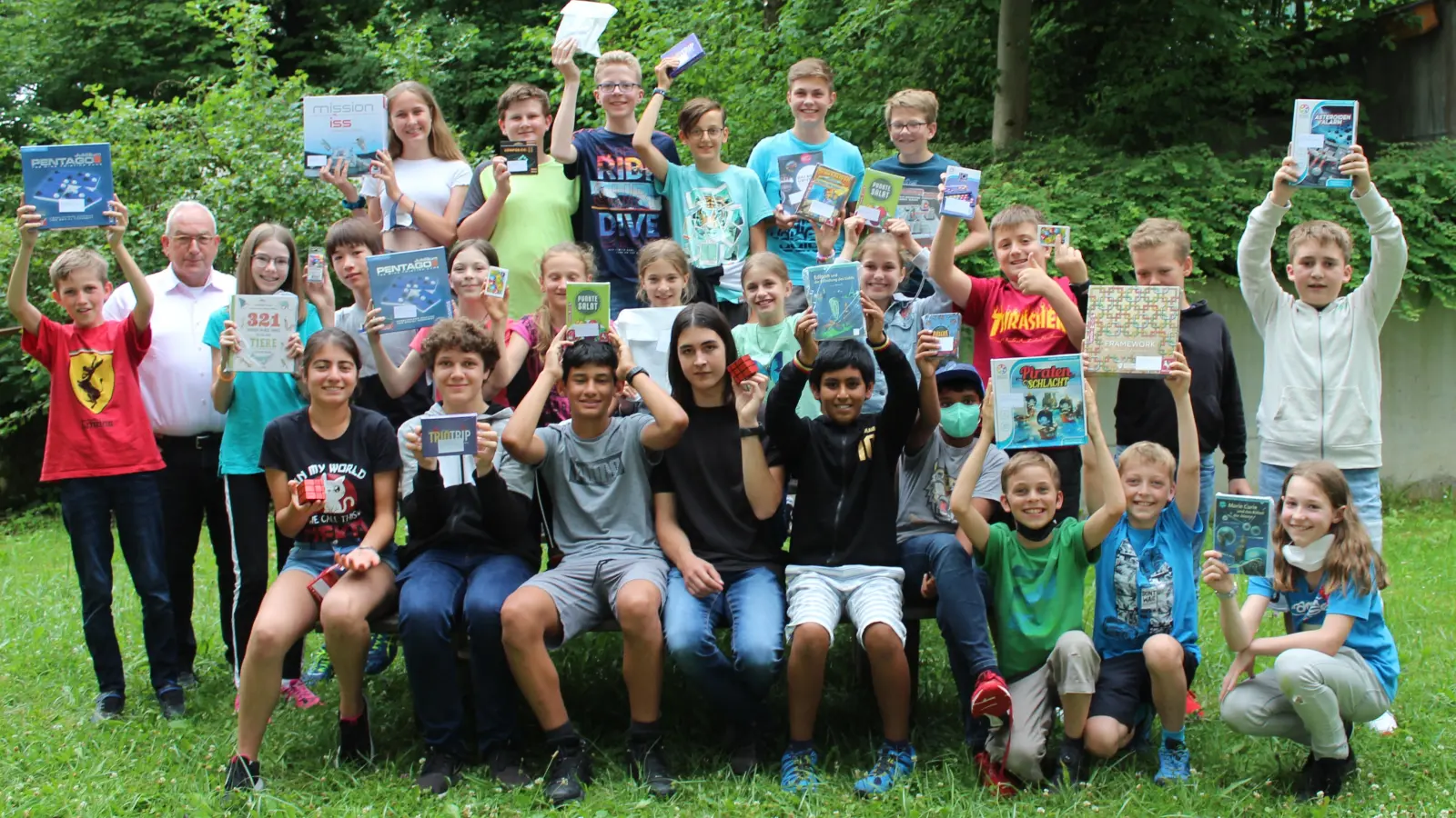 So sehen Mathecracks aus: Die Sieger des Känguru-Wettbewerbs am Max-Born-Gymnasium. (Foto: MBG)