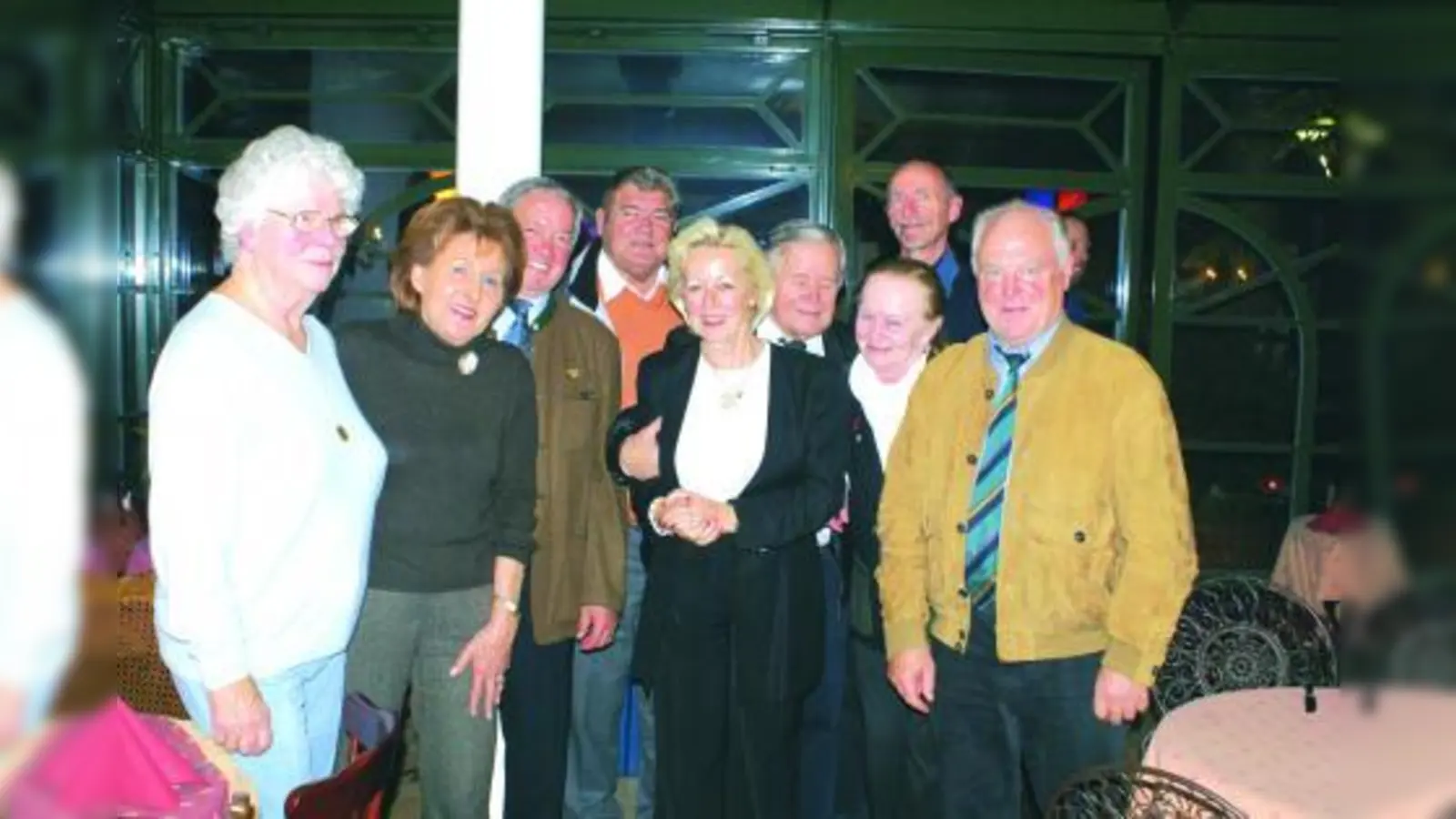 Vorstandswahl bei der Senioren-Union West: v.l. Gertraud Heinrich, Helga Gebhardt, Josef Kirchmeier, Seniorenbeirat Günther Mack, Margot Günther, Klaus D. Schmidt, Robert Vitus Feigl, Gertrud Schmidt und Hans Koller. (Foto: privat)