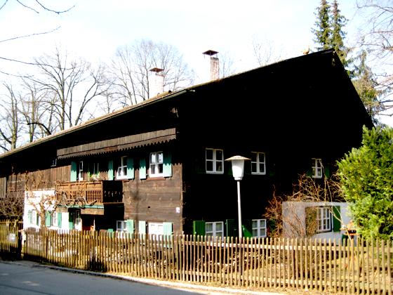 Der Bauernschmied an der Bürgermeister-Prenn-Straße 17