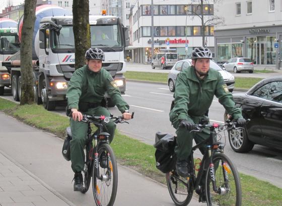 Schwabing/Maxvorstadt · Polizei ist wieder mit dem Fahrrad