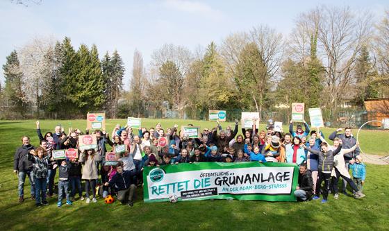 Die Anwohner der Adam-Berg-Straße im Ramersdorfer Süden kämpfen für den Erhalt einer öffentlichen Grünanlage. Foto: Bürgerinitiative