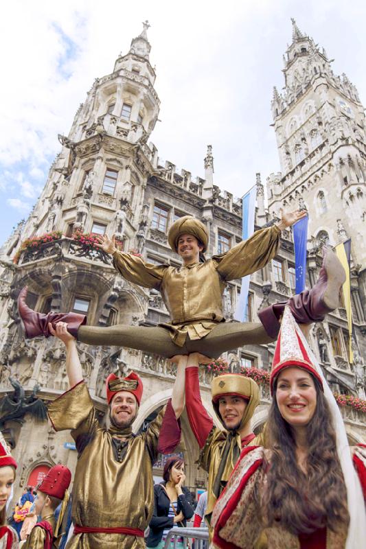 Ois Guade, Minga! Vor mehr als 850 Jahren, am 14. Juni 1158, wurde Munichen zum ersten Mal urkundlich erwähnt. Foto: © München Tourismus, Christian Kasper