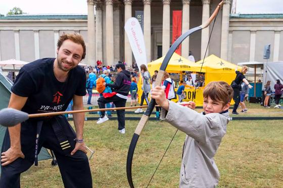 Ausprobieren und mitmachen, lautet die Devise. Die Angebote beim Sportfestival sind kostenlos. Foto: Stefan Wunderle