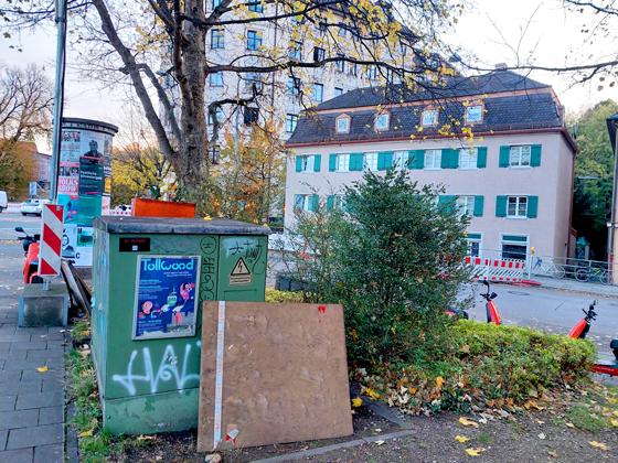 Wo sich Lilien-, Zeppelin- und Rosenheimer Straße treffen, will die Stadt einen deutlich grüneren Platz schaffen, an dem sich Passanten gerne aufhalten. Foto: bas