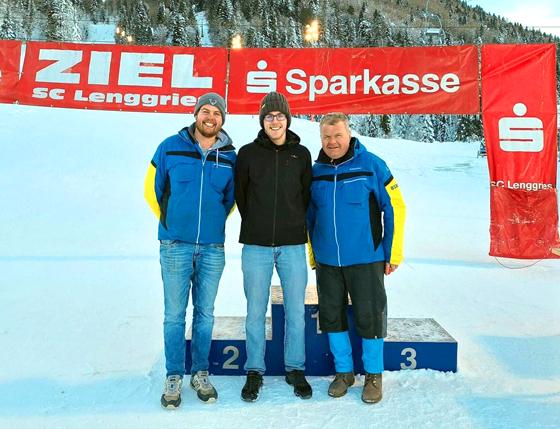 Benedikt Bachmair, Max Buchner und Martin Bachmair konnten für die Skibobfahrer aus Ottobrunn tolle Erfolge einheimsen. Foto: Bachmair