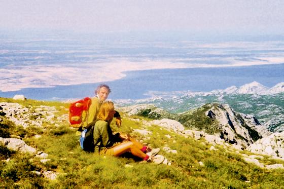 Ruth und Adi Stark nehmen die Zuschauer mit nach Dalmatien: Der Film berichtet über eine Trekkingtour durch das Velebit Gebirge mit seiner erstaunlichen Bergwelt und führt durch die Inselwelt Kroatiens.	Foto: Privat